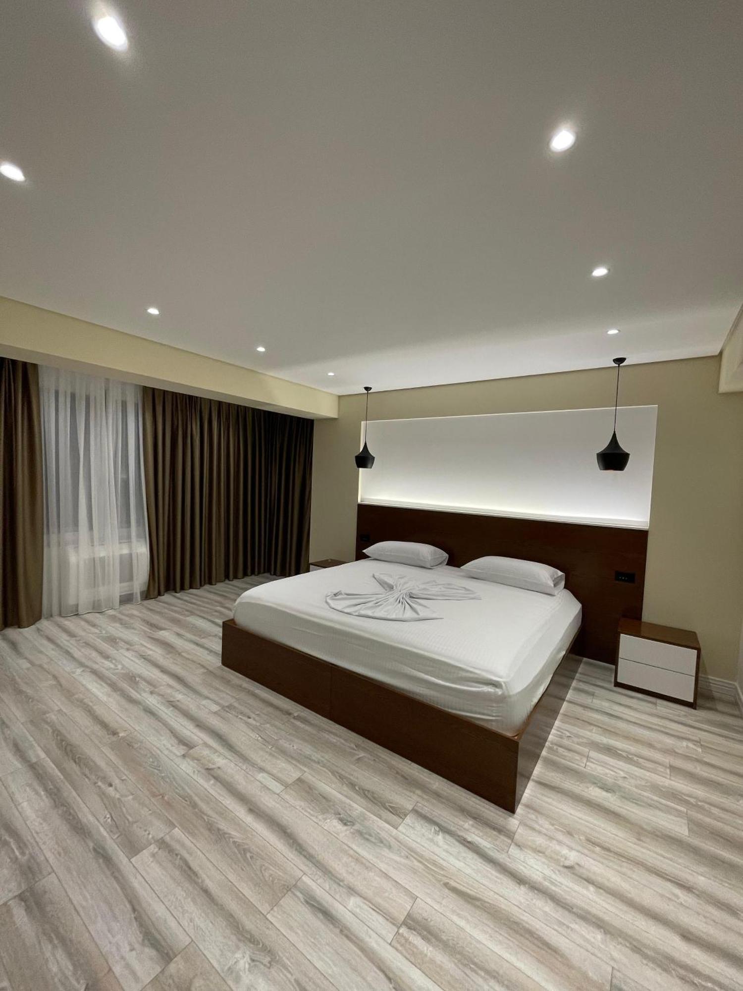 Home 12 Librazhd Экстерьер фото