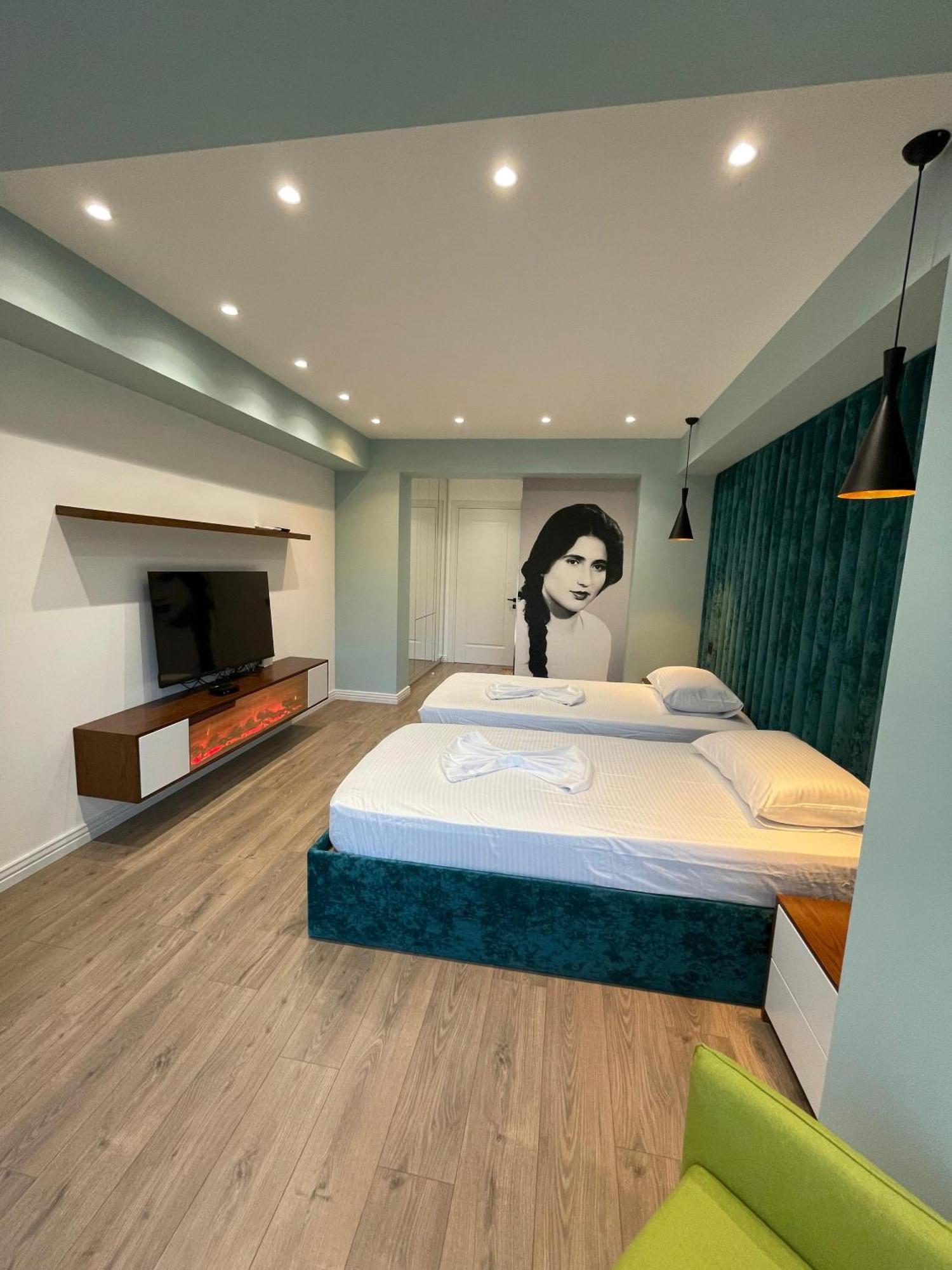 Home 12 Librazhd Экстерьер фото